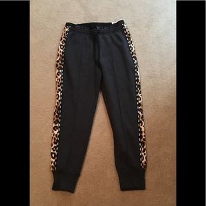 VS PINK Dark Gray Leopard/cheetah skinny Jogger